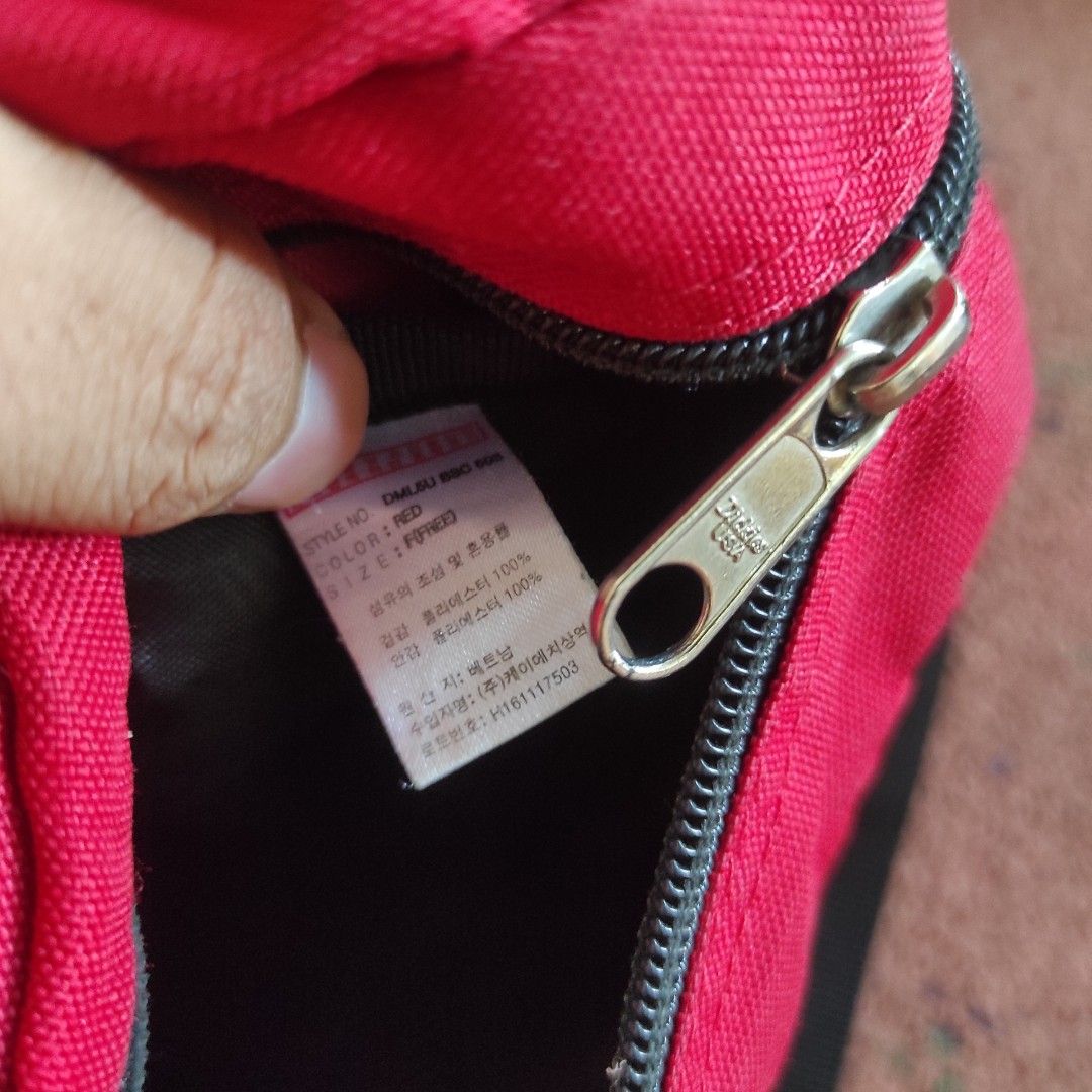 Ciri ciri sling best sale bag carhartt original