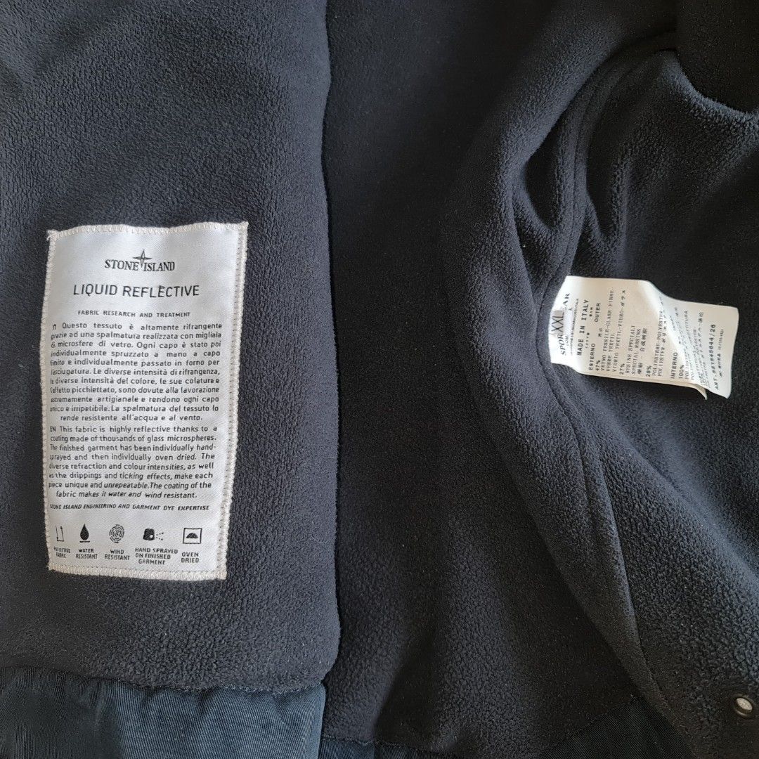 STONE ISLAND LIQUID REFLECTIVE JACKET (IN STOCK), Men's Fashion