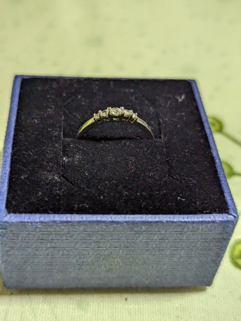 Swarovski Ring (Category: Rings) located in Singapore. Submitted by vigneshisme (Listing ID 1271570310, Image 2). Description: Selling Swarovski Ring as broke up with ex and no longer needed. Ring Size: ~5.5 Price: $140 (Negotiable) Location: 670210 (Bukit Panjang), location can be discussed.