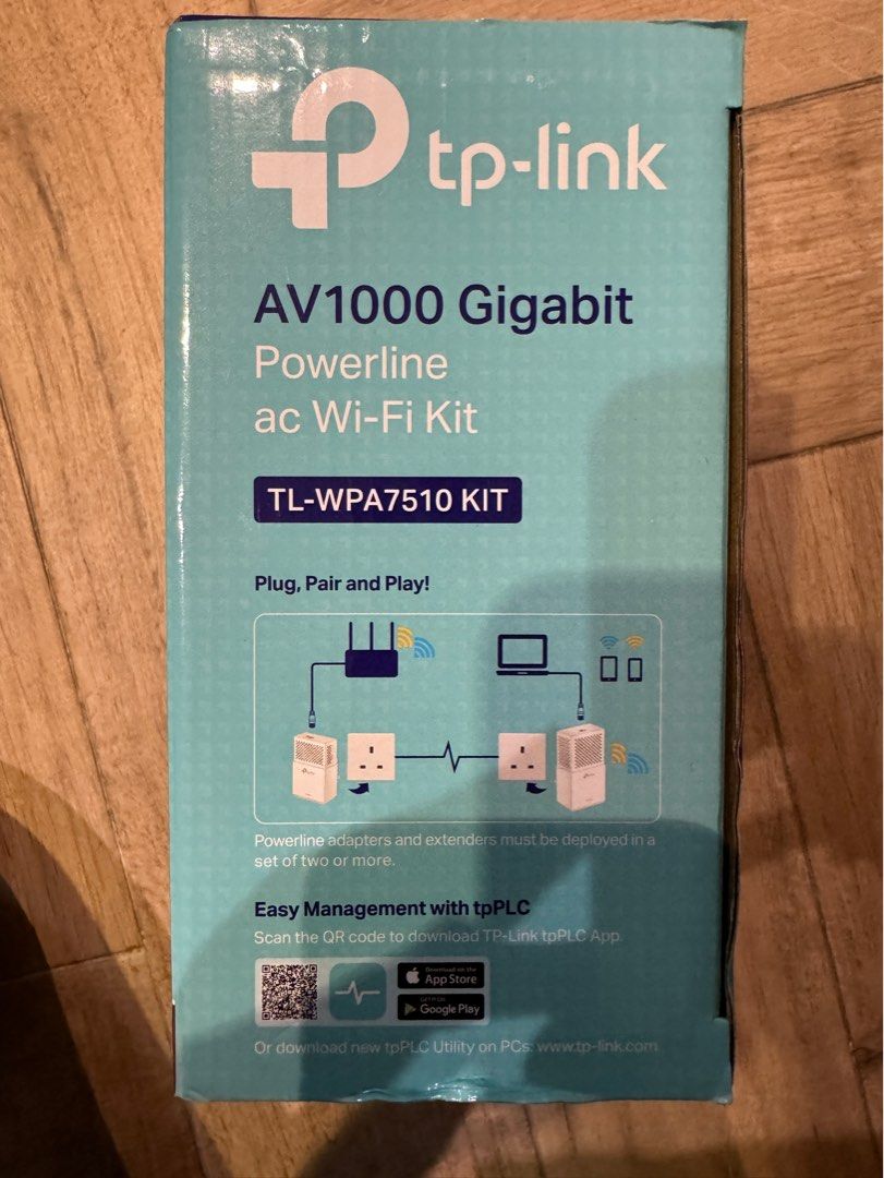TPLink TLWPA7510 AV1000 Gigabit Powerline AC WiFi Extender Kit