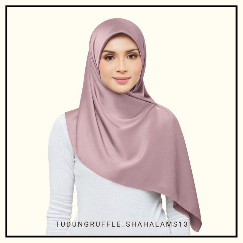 Tudung deals satin square