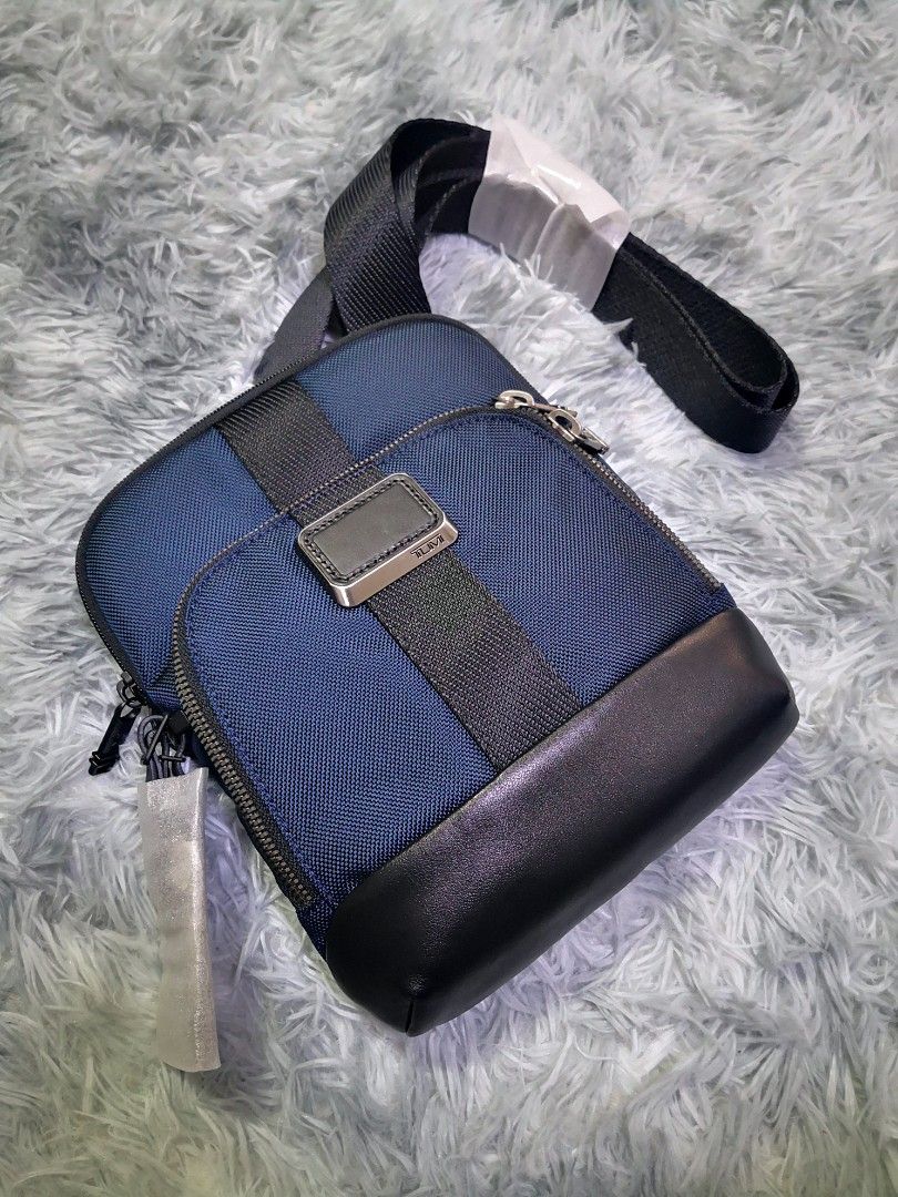 Tumi Barksdale Cross Body Bag 17 000php Men s Fashion Bags Sling Bags on Carousell