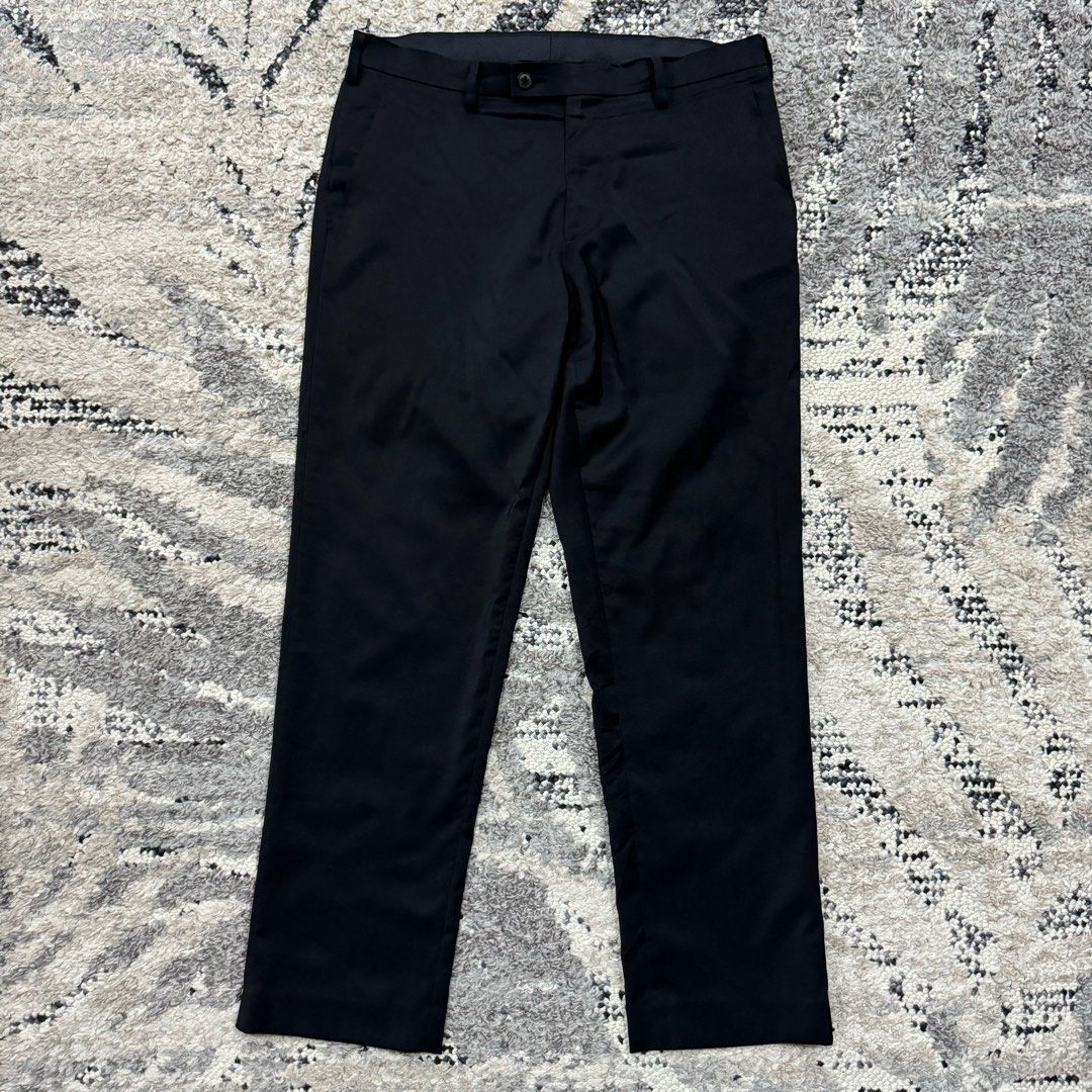 NEW] Uniqlo Black Work Pants, Women's Fashion, Bottoms, Jeans & Leggings on  Carousell