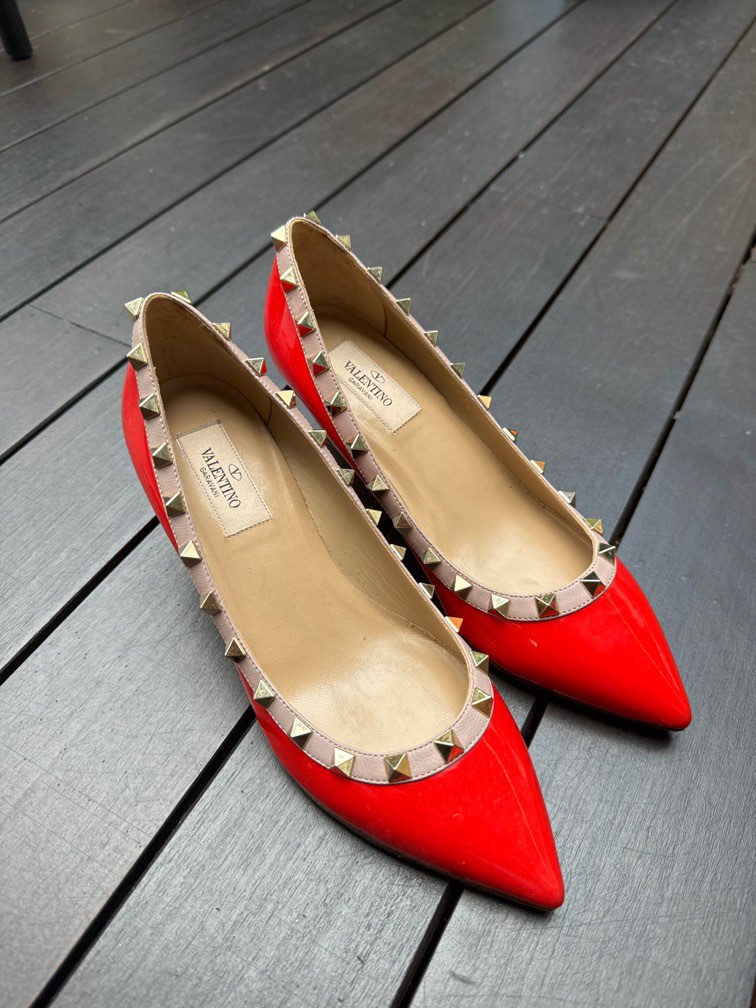 Black shop valentino wedges