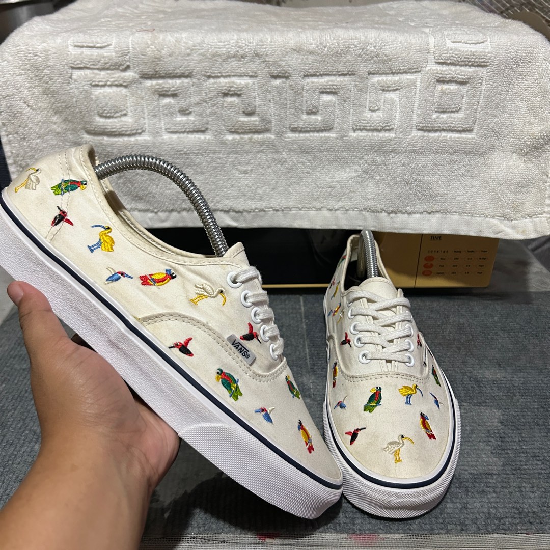 VANS BIRD EMBROIDERY AUTHENTIC Men s Fashion Footwear