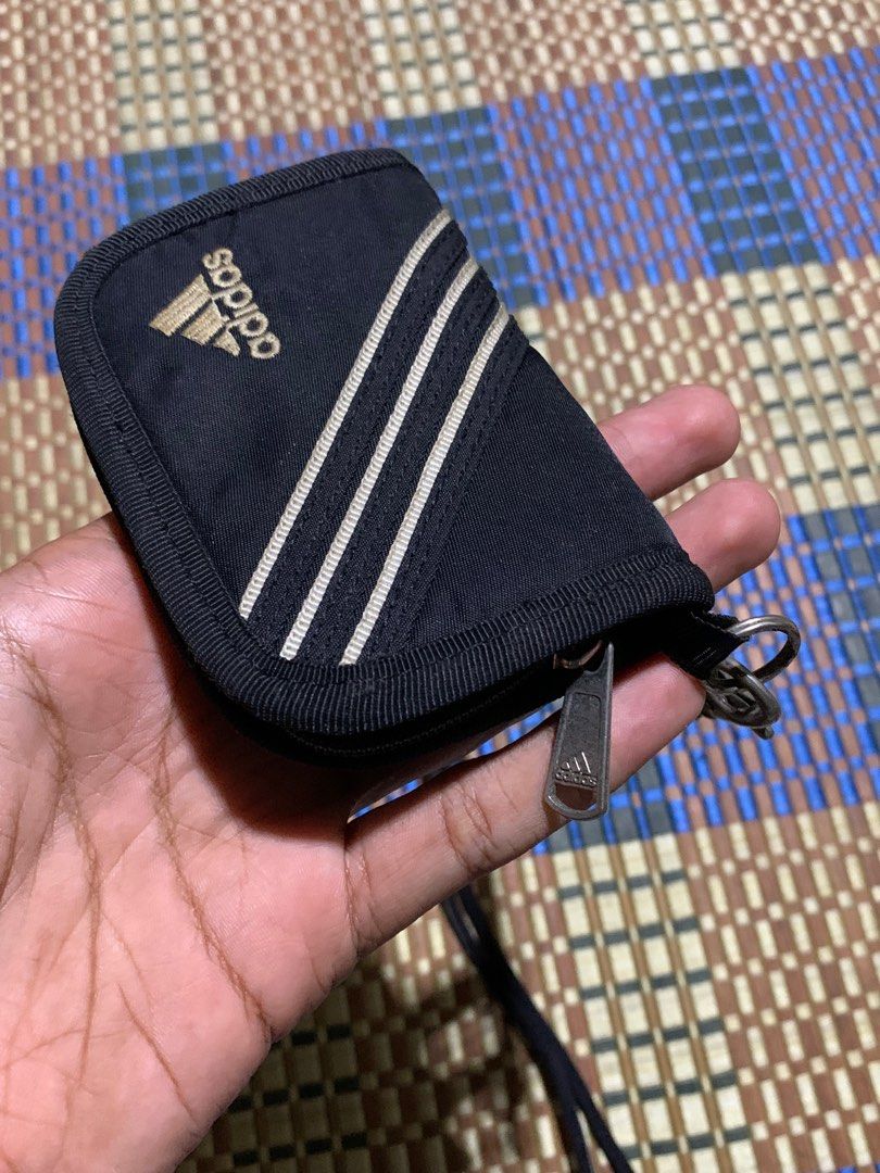 VINTAGE ADIDAS WALLET