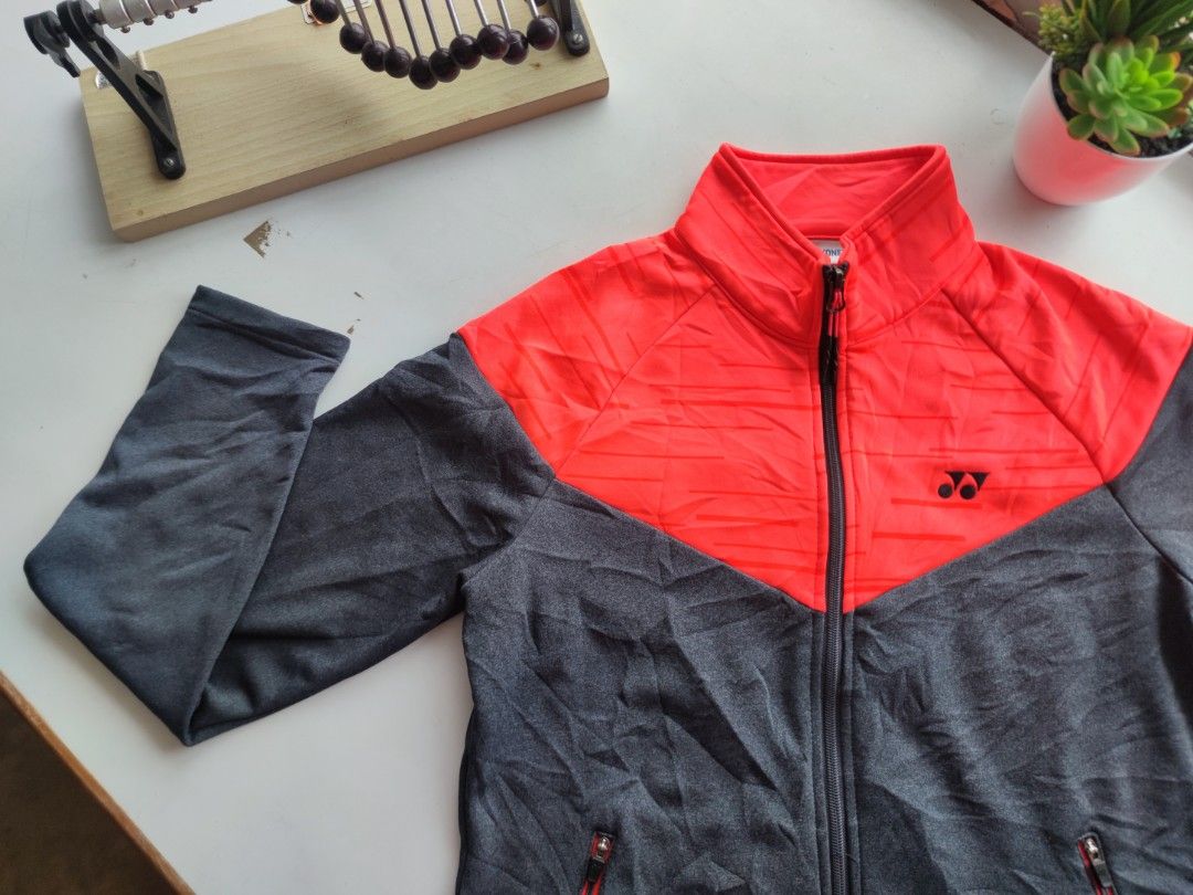 Yonex hot sale jacket price