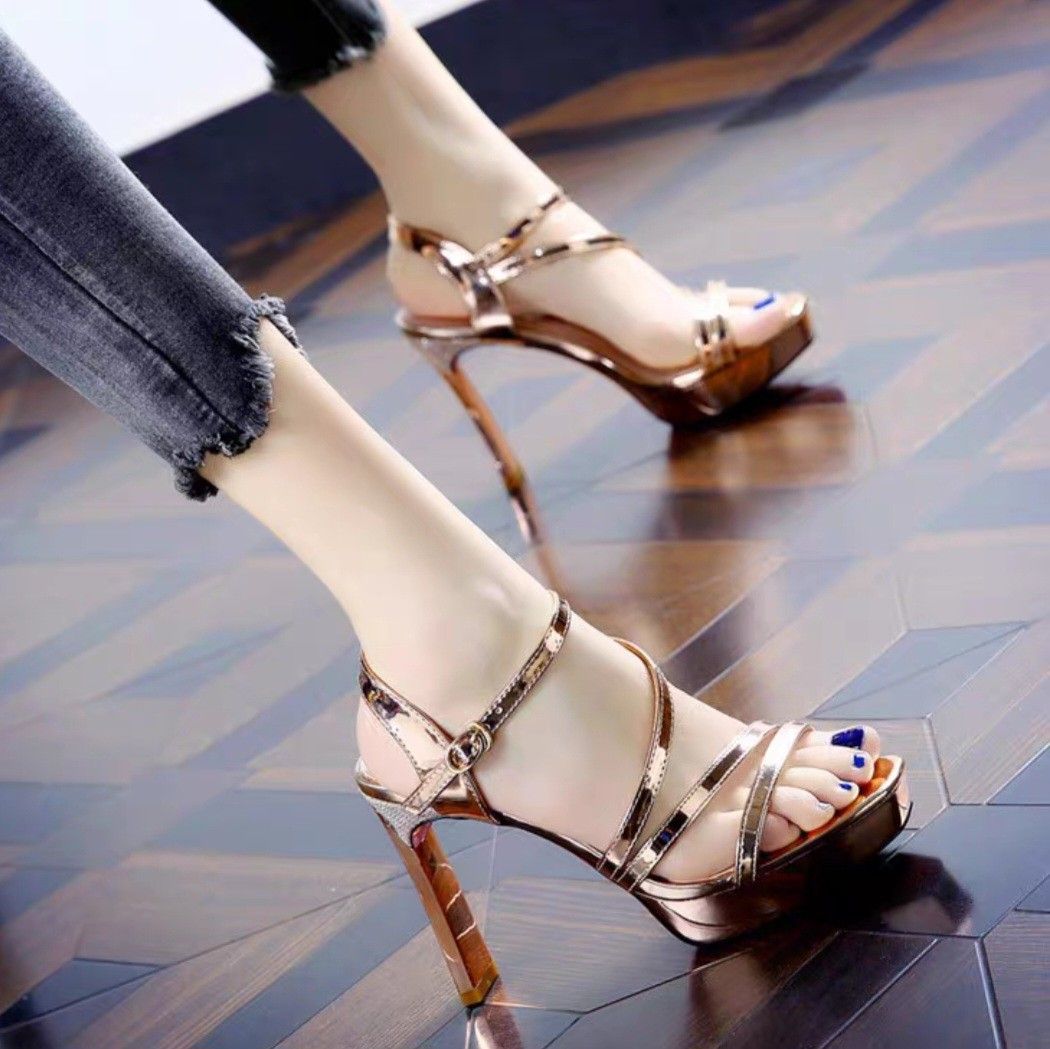 Gold heels sales size 10