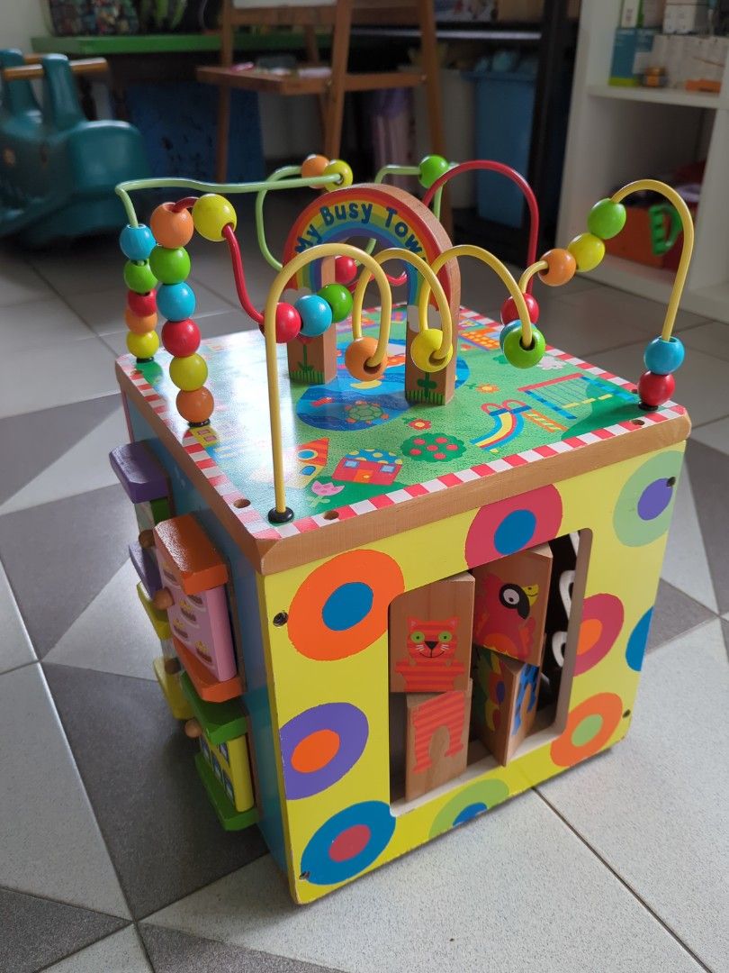 My busy world activity cube online