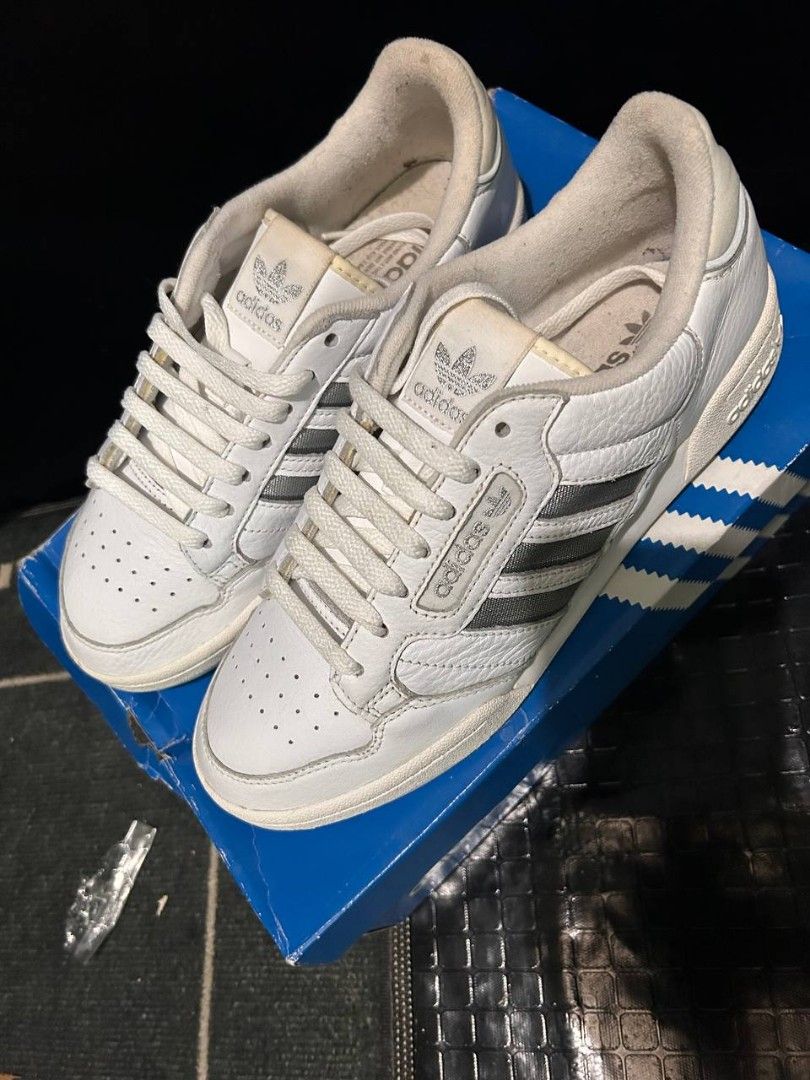 Adidas Continental 80 Stripes US9 Womens (Category: Sneakers) located in Las Pinas. Submitted by drummerjazz (Listing ID 1271692355, Image 2). Description: Adidas Continental 80 Sneakers RFS: Wrong Size need to get one size up Note: The box in the photo is not its box. I just used the size 10 mens box for capturing the photo Used once to try the fitting but the size is small for my feet and its uncomfortable. So I have to get one size bigger. lal