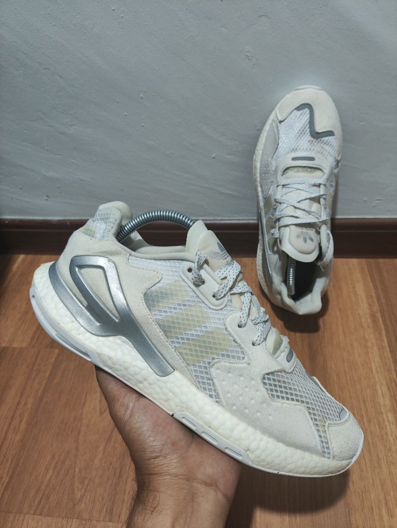 Adidas shoes outlet white 7.5