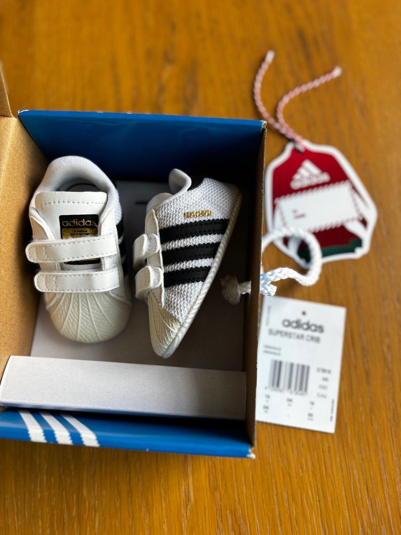 Superstar shop crib baby