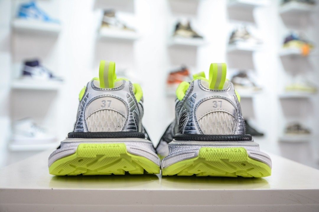 Nike online silver fluo