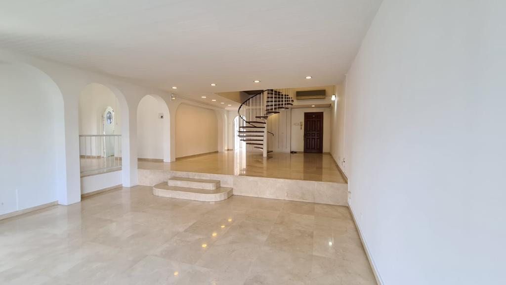 Rental Balmoral Point 4 Bed 4.5 Bath apartment, Property, Rentals