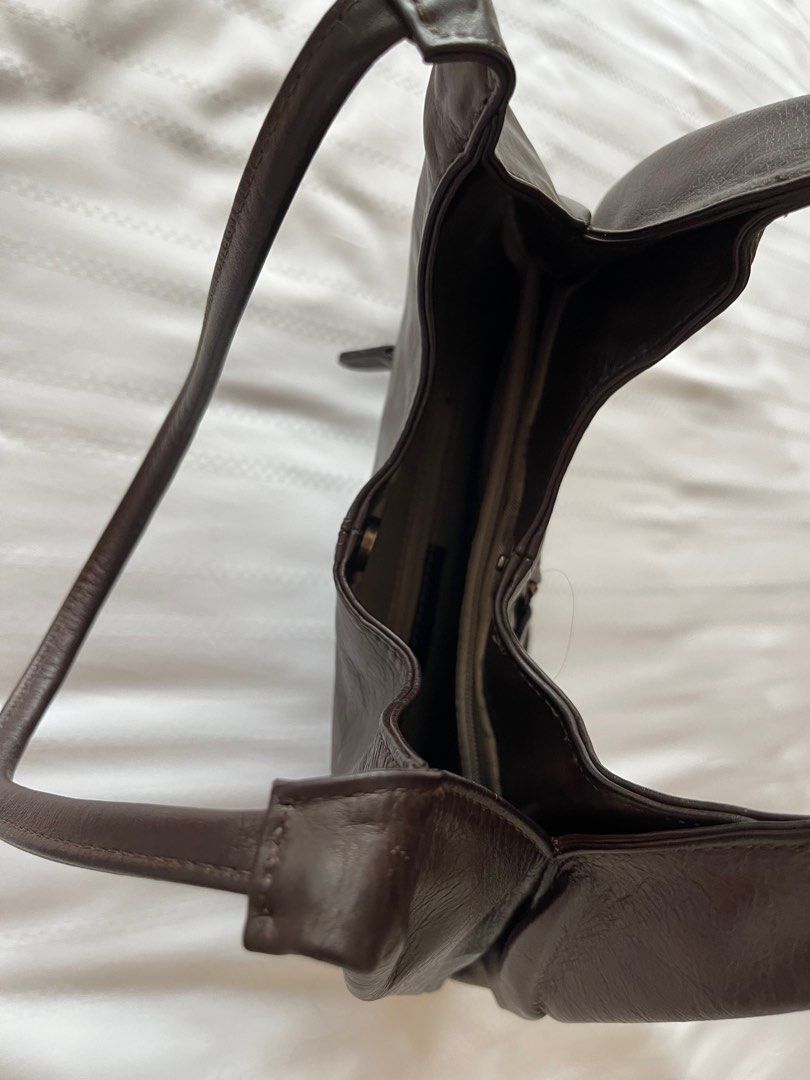 Large florence hotsell leather shoulder bag