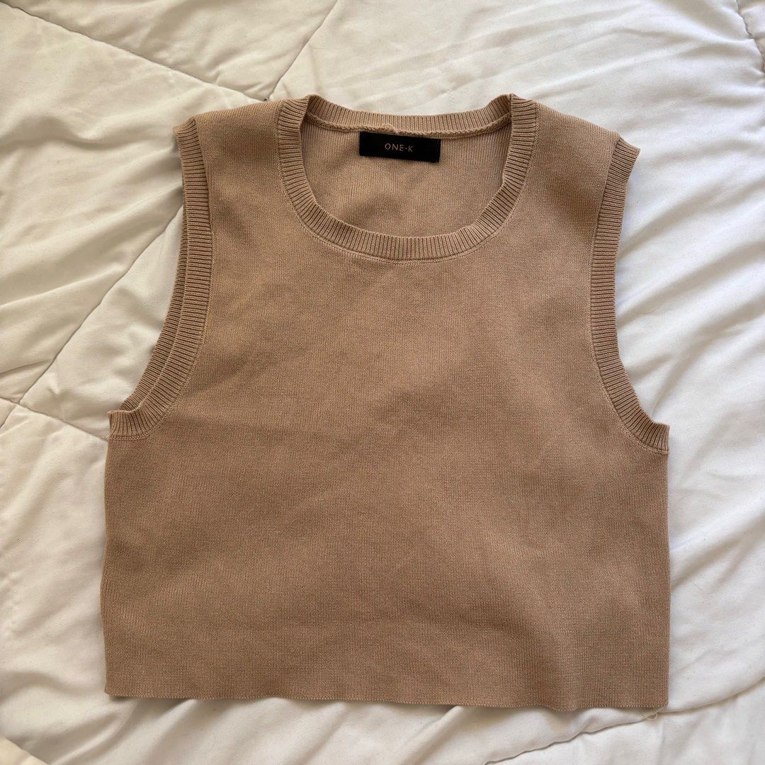 Beige Knitted Crop Top (Category: Sleeveless) located in Paranaque City. Submitted by coldbrews (Listing ID 1271666173, Image 1). Description: please read the FULL description before inquiring! size: s condition: brand new without tags, never worn 🏷️ mop GCash ONLY 📮 shipping from Parañaque City via GoGo Express ONLY (Metro Manila rates are ₱80) can do Lalamove for same-day delivery. If you have other preferred delivery methods, you will be the