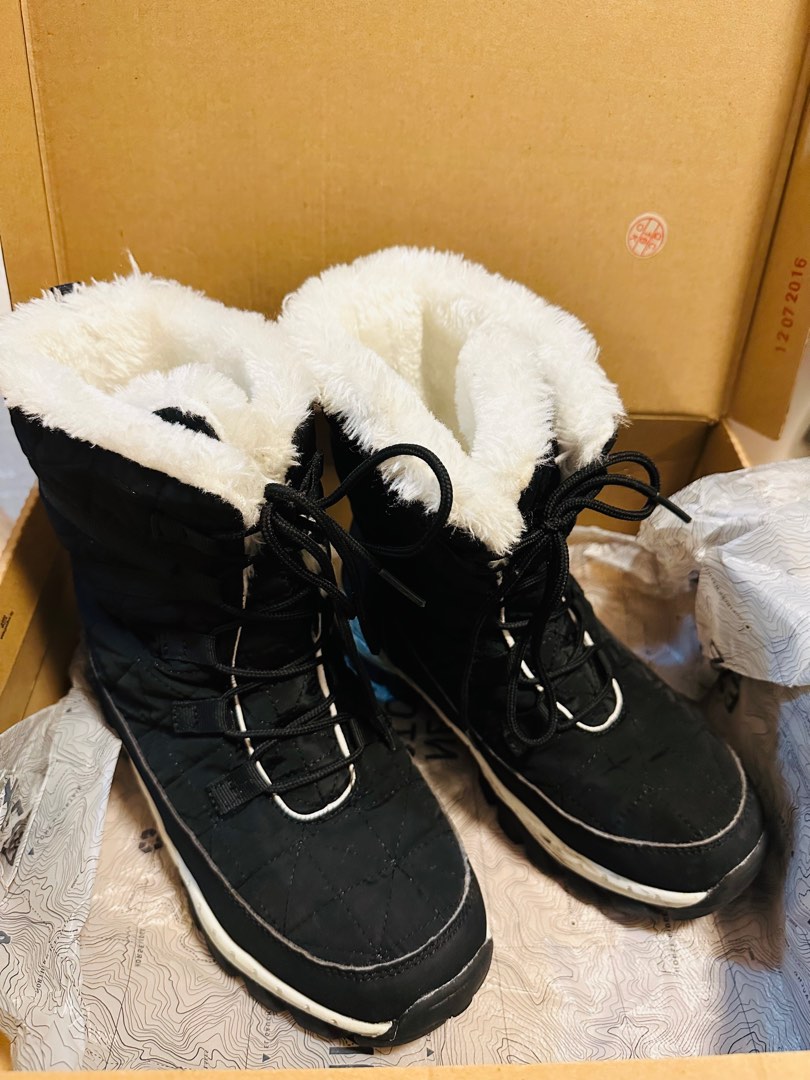 Black mid calf outdoor warm winter boots