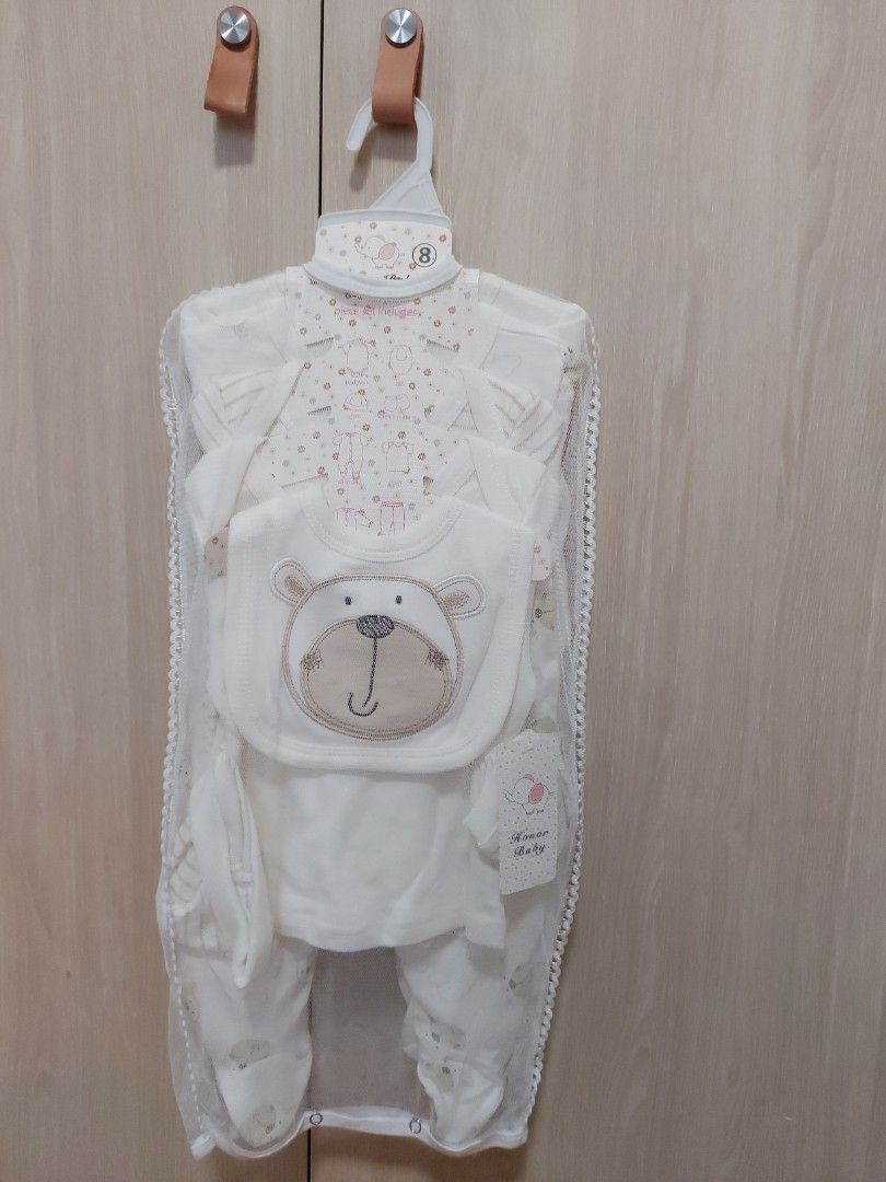 Brand new 6 9M baby clothes set