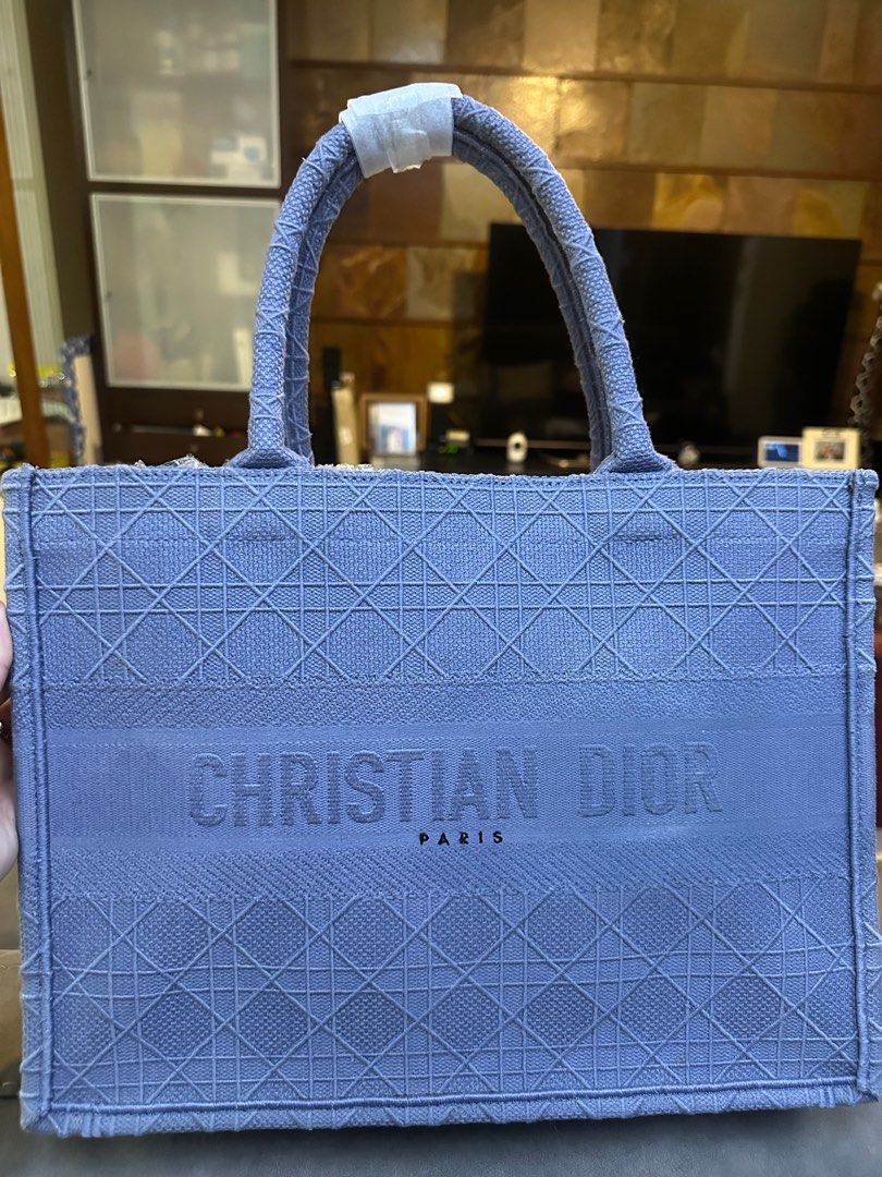 Cd book tote shop