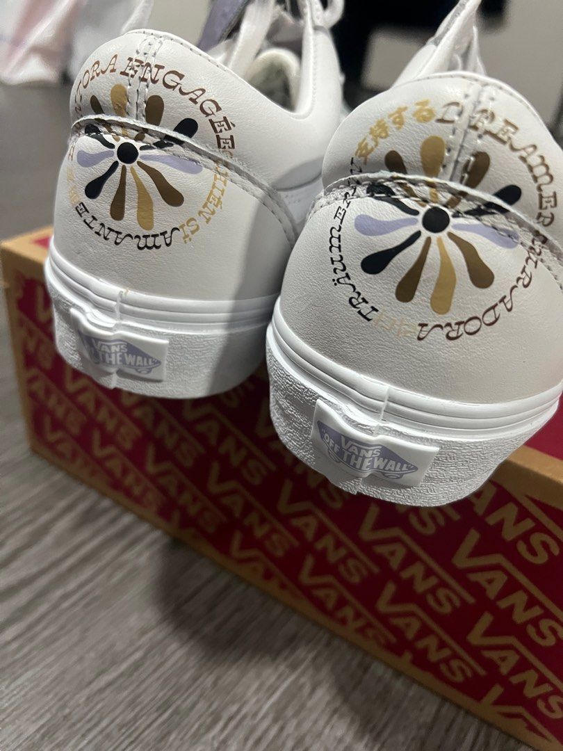 White vans clearance designs