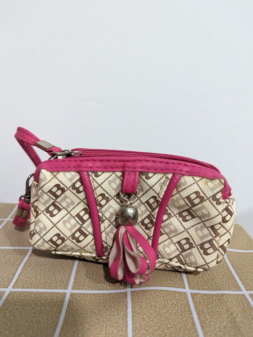 Pink store burberry purse