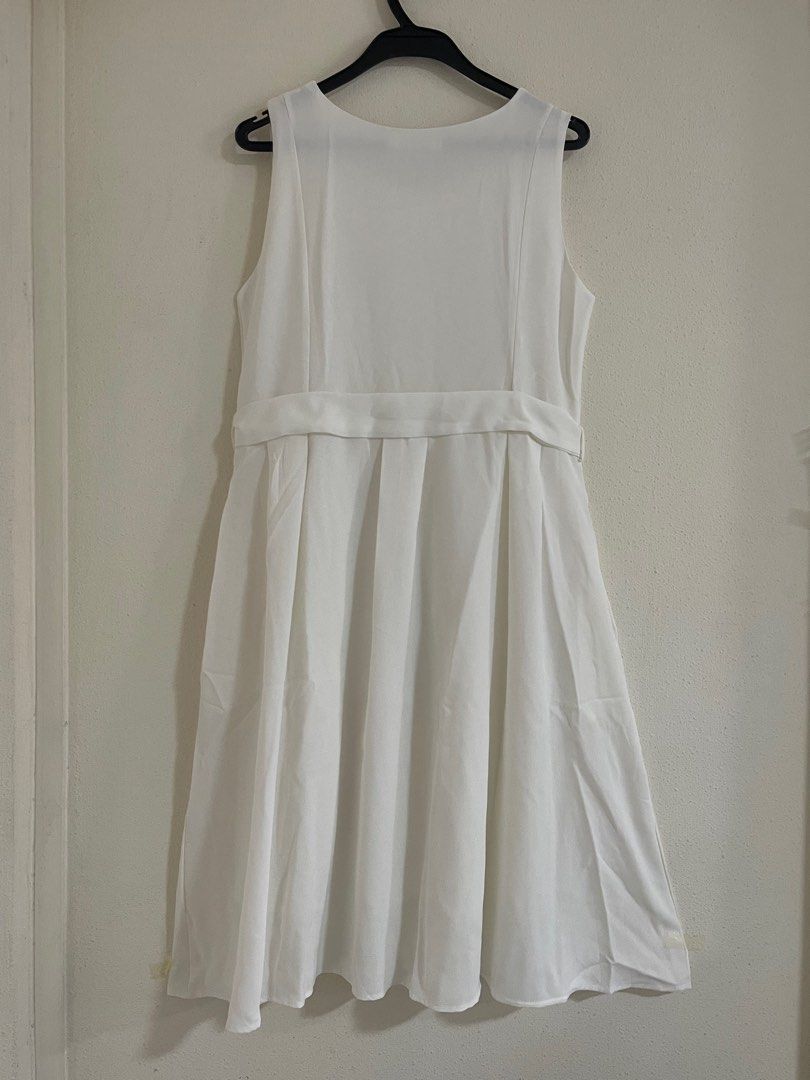 Girls white sleeveless dress on sale