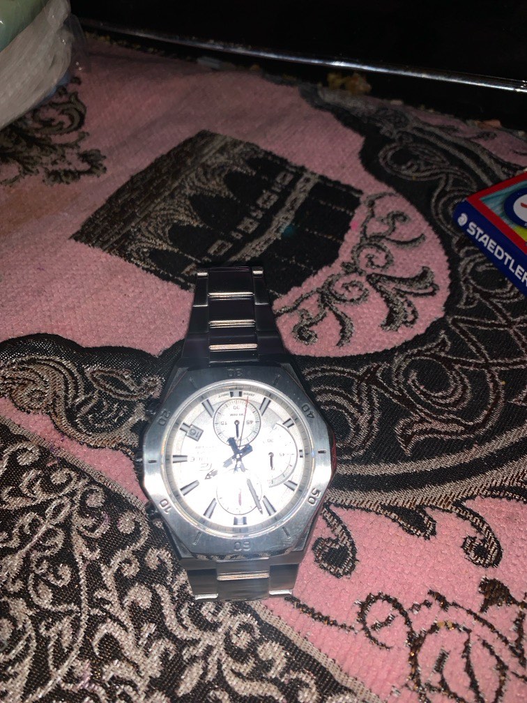 Edifice top sapphire crystal