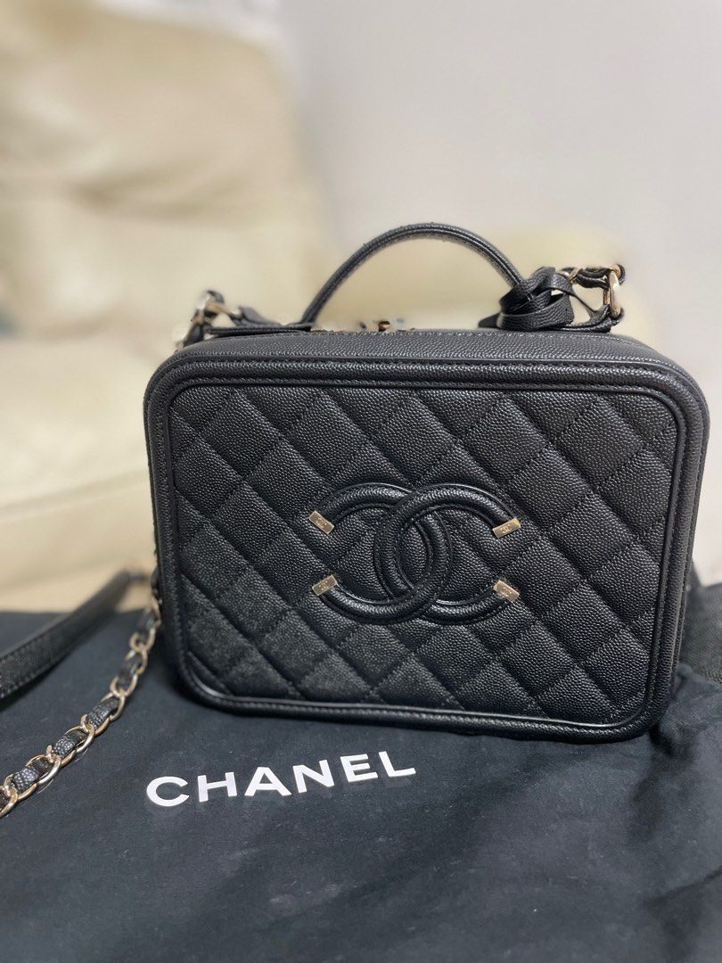Chanel vanity case sales size in cm