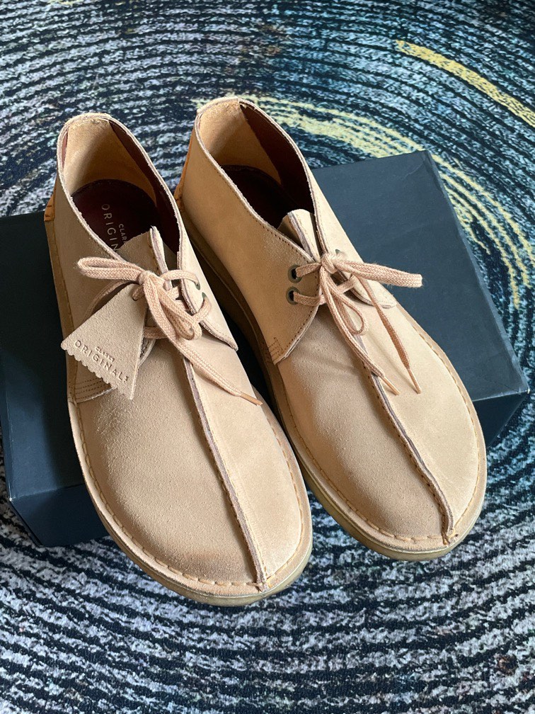 Desert trek shoes top