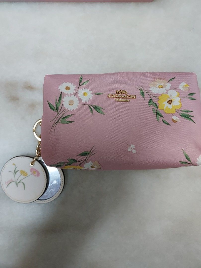 Coach Pouch and Keychain with Mirror Women s Fashion Bags