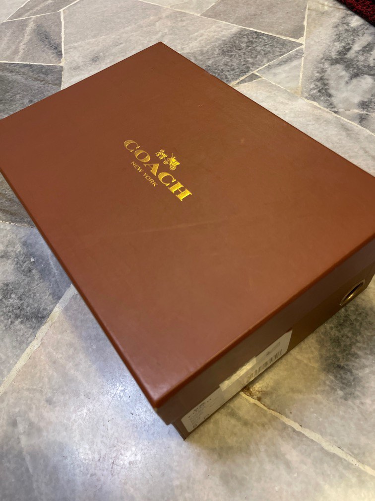 Coach shoe box top