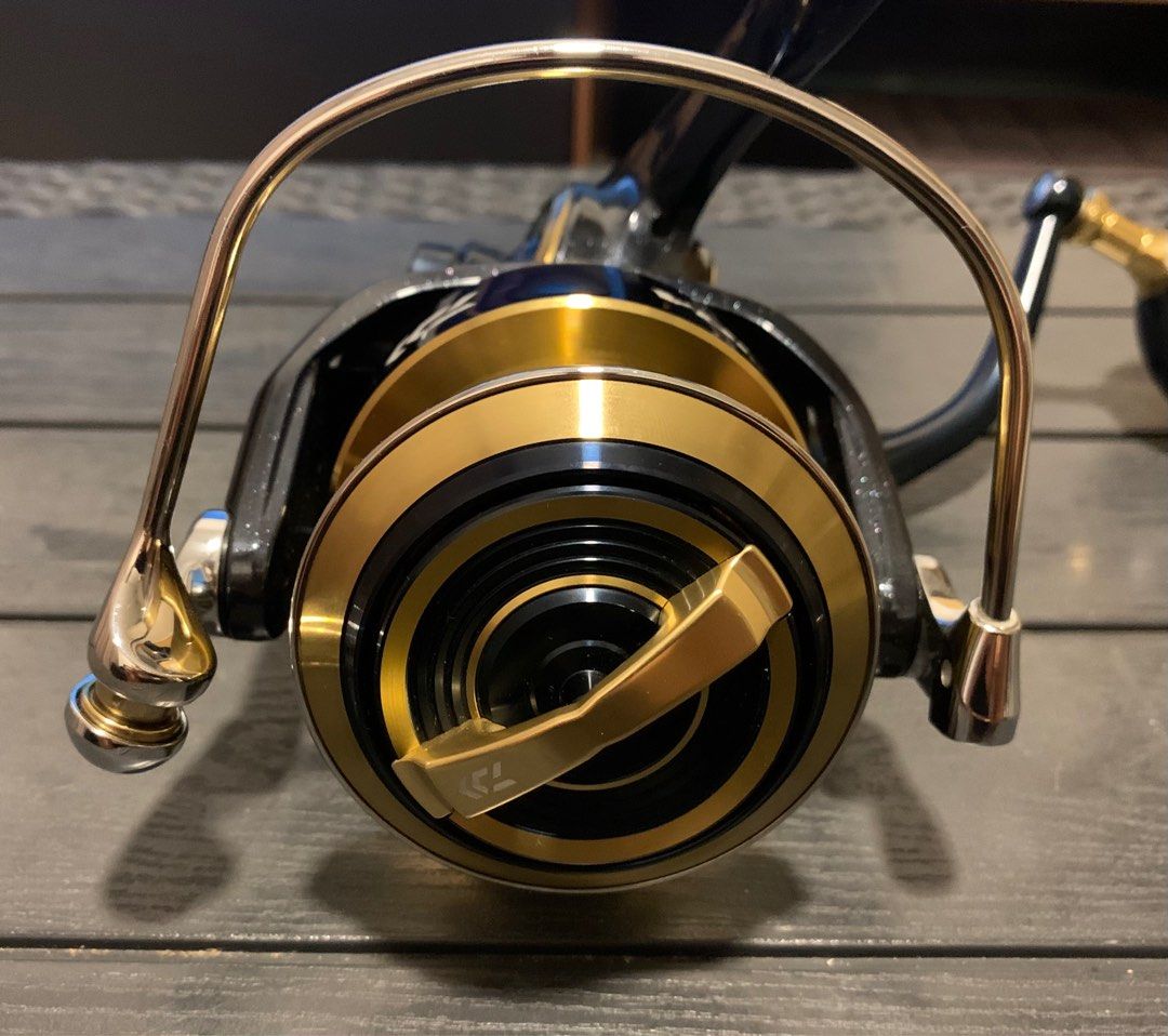 Daiwa 22 Saltiga 15-SJ (Right)