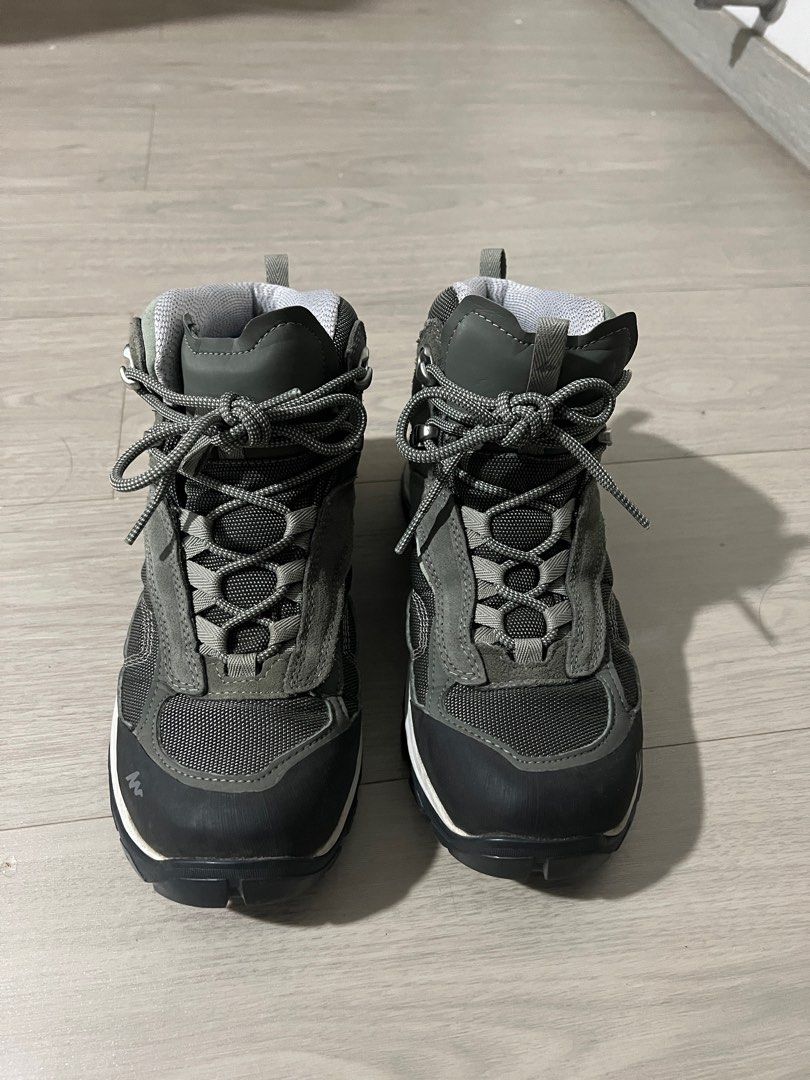Quechua sale boots waterproof