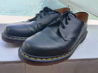 Harga dr martens made sales in england di malaysia