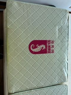 （分類：）位於 。 由 irina_db 提交（商品編號 1271668243，圖片 1）。簡介： 。