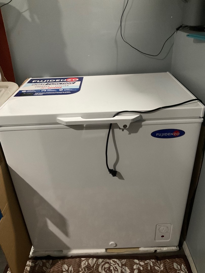 Fujidenzo 6.8 cu. ft. Chest Freezer/Chiller (Dual Function) FC68GDF (White), TV & Home