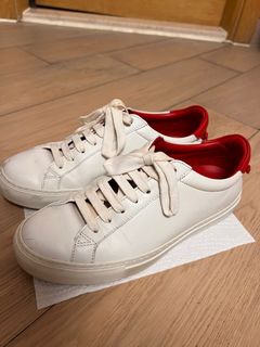 （分類：）位於 。 由 szeee26 提交（商品編號 1271909678，圖片 1）。簡介： 。