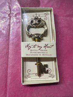 (Category: ) located in . Submitted by panda_treasure_trove (Listing ID 1271784224, Image 1). Description: .