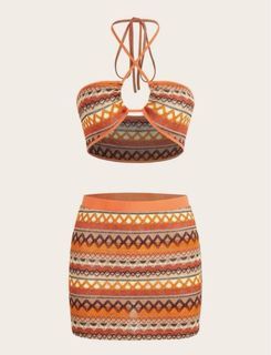 Halter top & Bodycon Skirt Beach Outfit