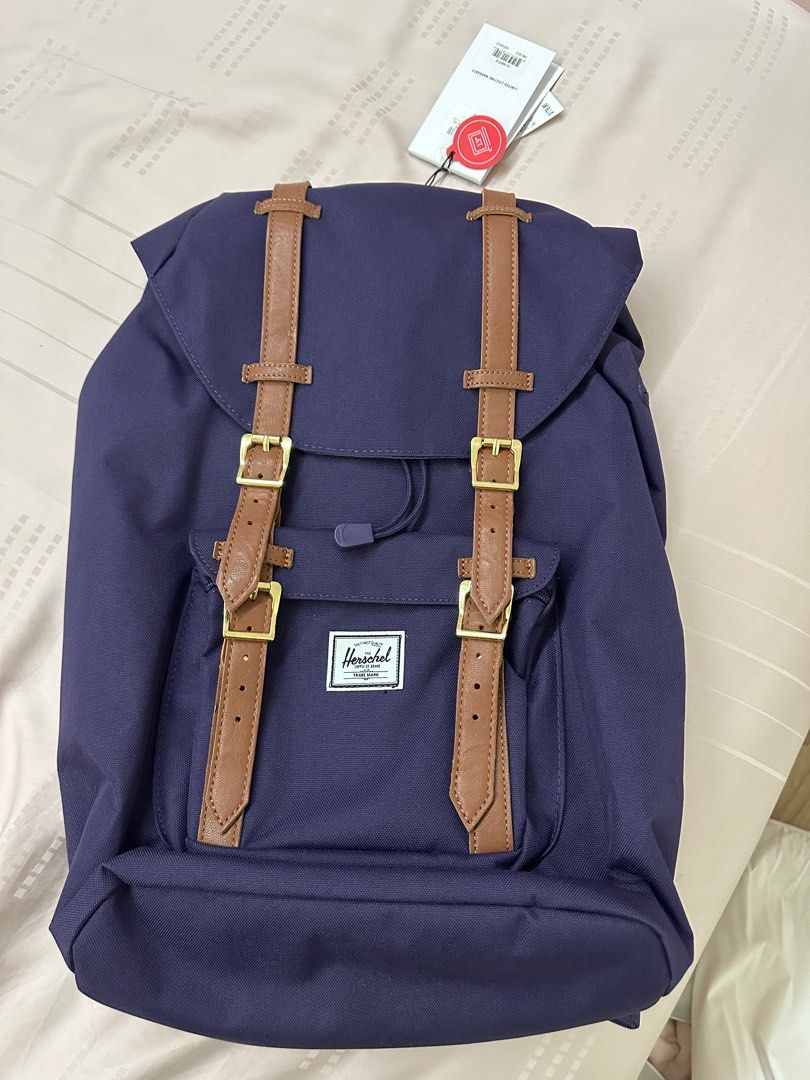 Herschel photography backpack top