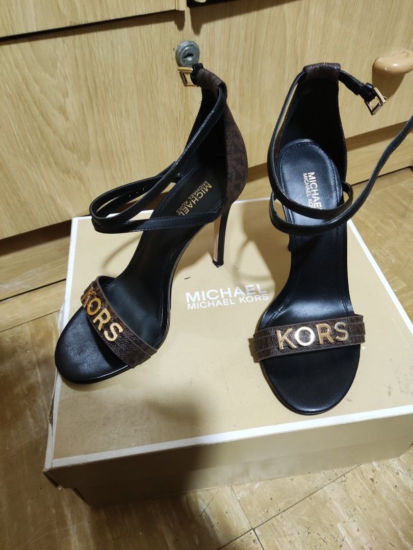 MK top high heels