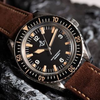 Affordable vintage dive watches hot sale
