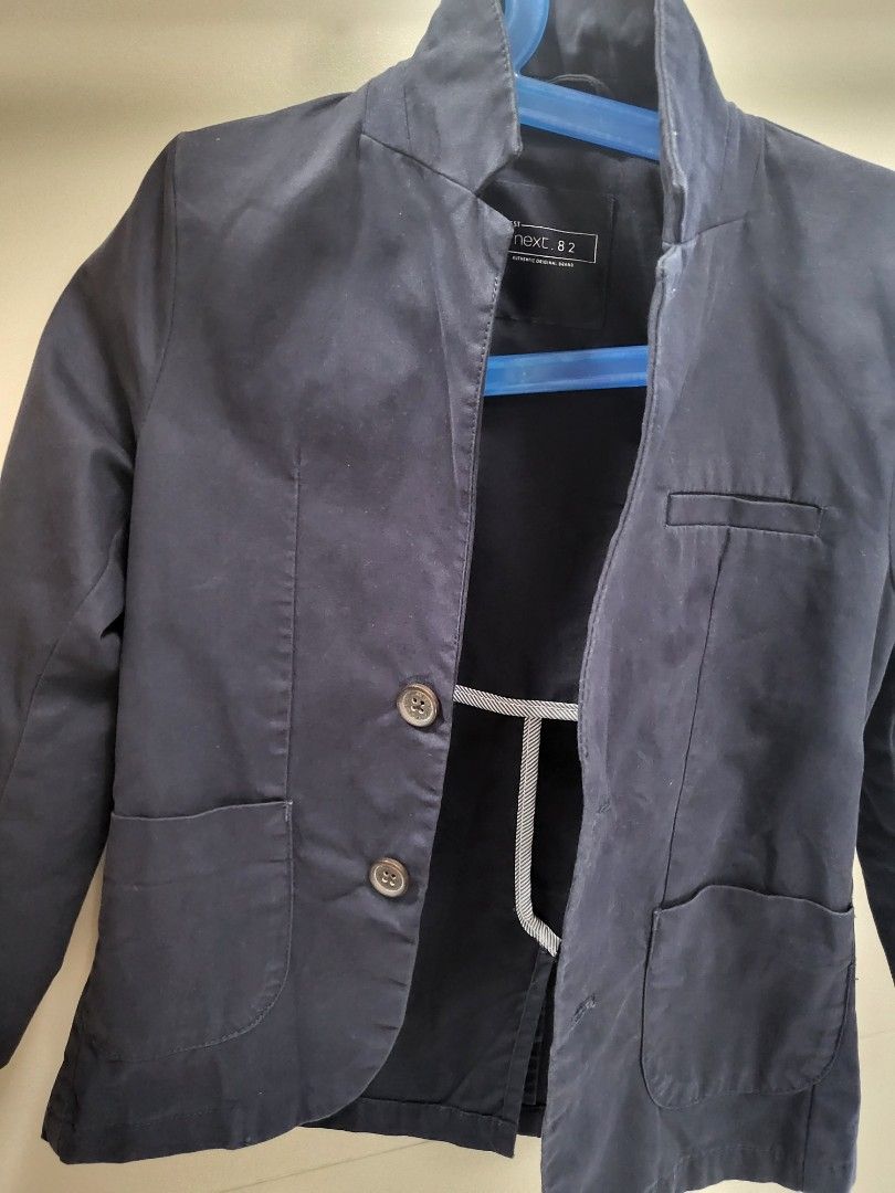 Jacket (Category: Babies & Kids Fashion) located in Singapore. Submitted by sjllau (Listing ID 1271724531, Image 3). Description: 7 to 8 Yr old.
