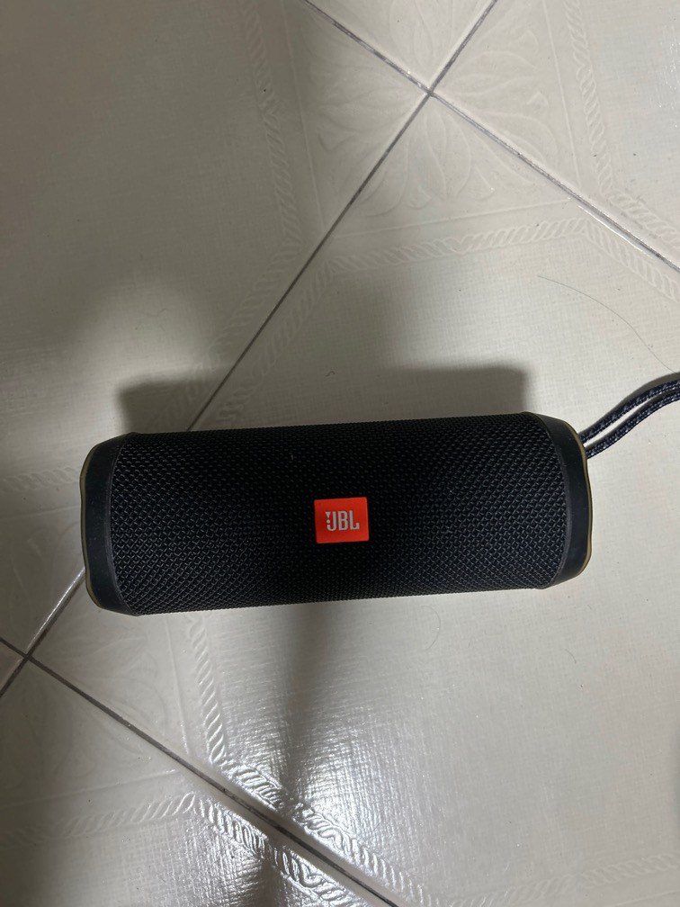 Jbl flip hotsell 4 olx