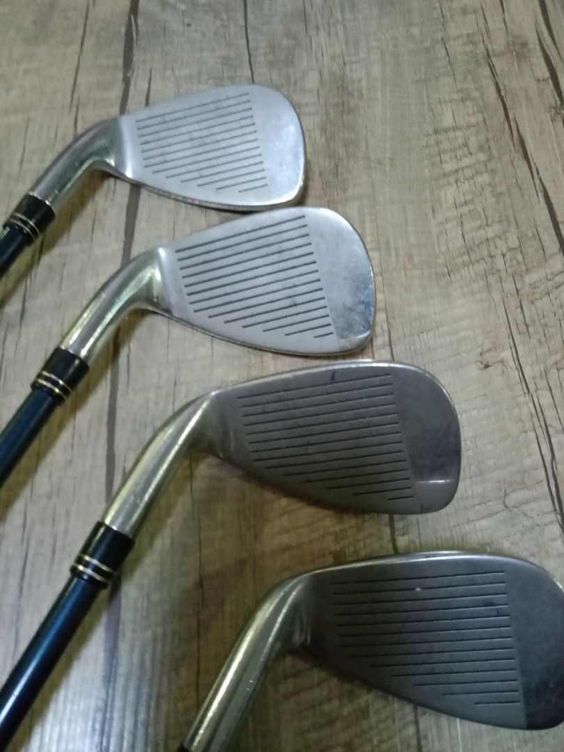 Junior irons sets., Sports Equipment, Sports & Games, Golf on Carousell