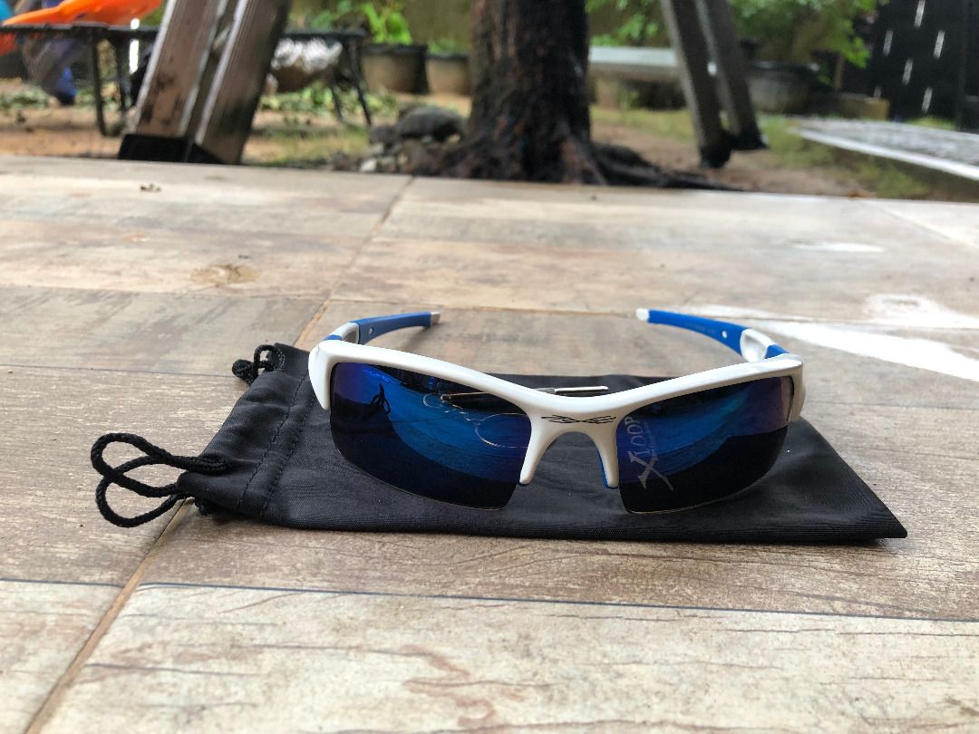 Kacamata XLOOP sunglasses putih biru