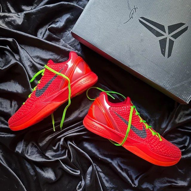 Kobe 1 deals grinch