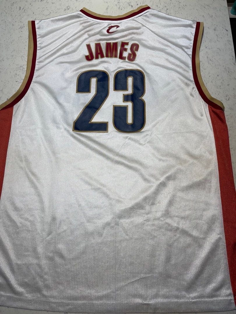 Lebron throwback cavs jersey hotsell