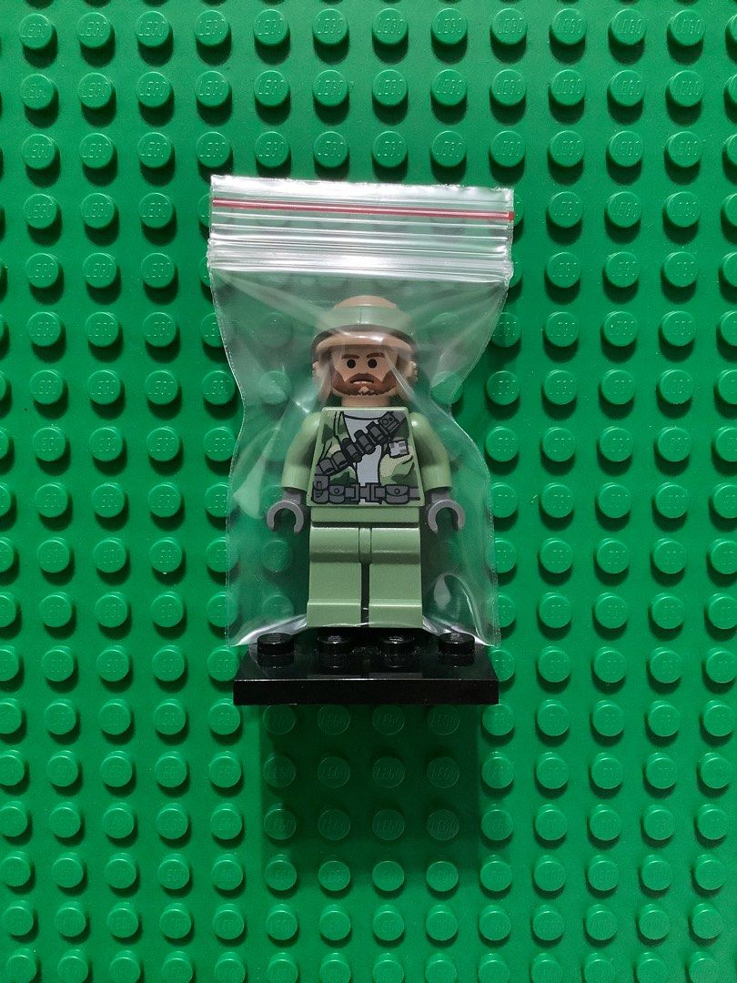 LEGO® STAR WARS™ MINIFIG Endor™ Rebel Commando Beard from 8038, OR