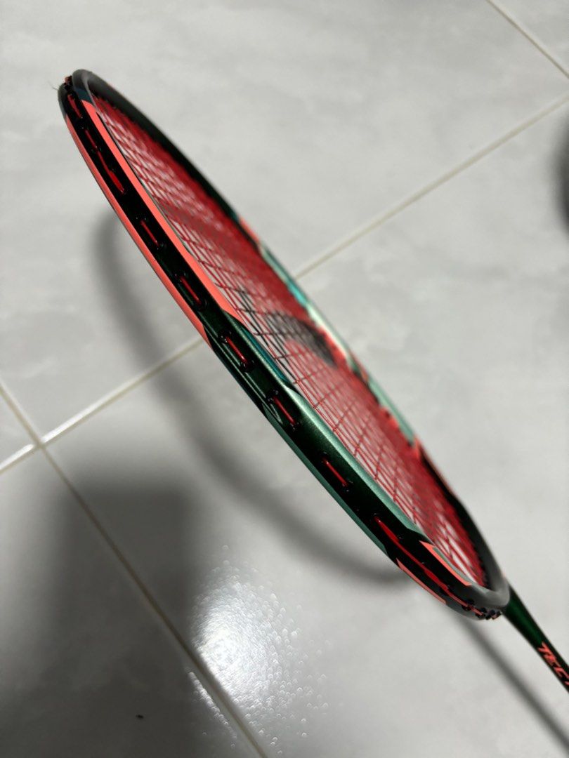 Lining tectonic 3, Sports Equipment, Sports & Games, Racket & Ball ...